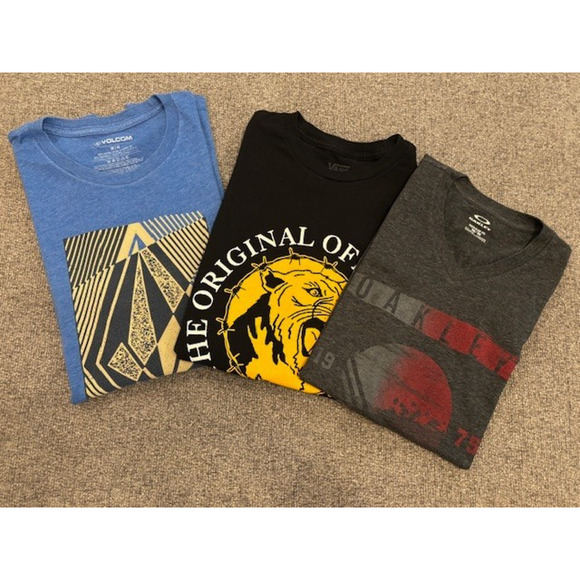 Volcom Oakley Vans Other - Read! Lot Of 3 Men’s Volcom Vans Oakley Shirts Size Medium T-shirts